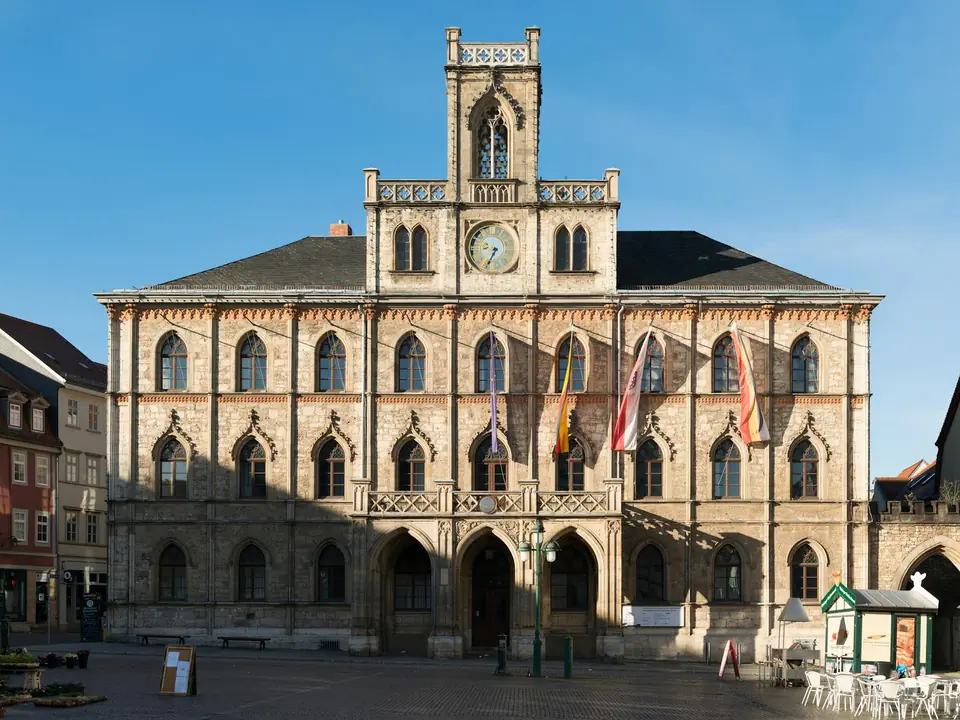 Weimar Goethe-Schiller-Denkmal vor dem Deutschen Nationaltheater in Weimar — UNESCO-Welterbe Klassisches Weimar